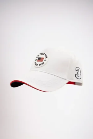 Gorra con Logo Bordado