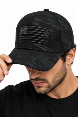 Gorra con Bandera Camuflada Columbia color negro camuflado