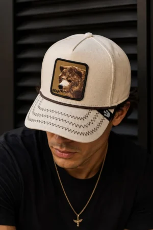 Gorra Trucker Oso Bear Goorin Bros color beige