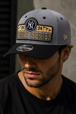 Gorra con Parche World Series New York color gris con negro