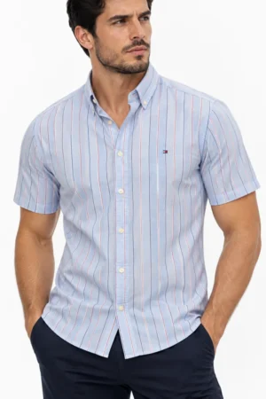 Camisa Tommy Hilfiger manga corta de algodón celeste a rayas con bolsillo