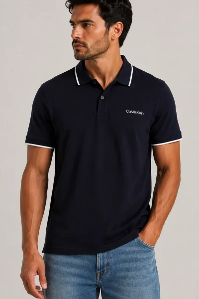 Camiseta estilo polo Calvin Klein de algodón azul marino con ribete en cuello y mangas