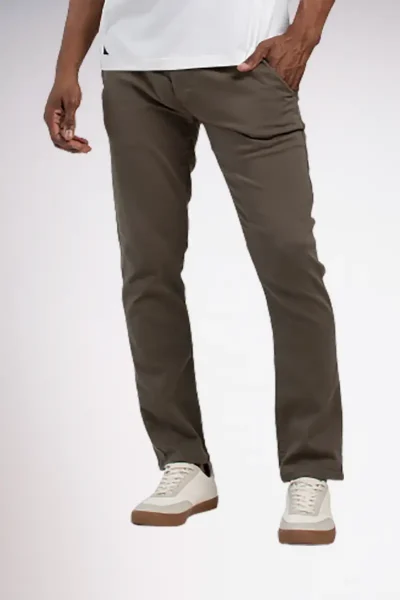 Pantalón casual slim stretch café oscuro para hombre Gap, ajuste moderno y versátil