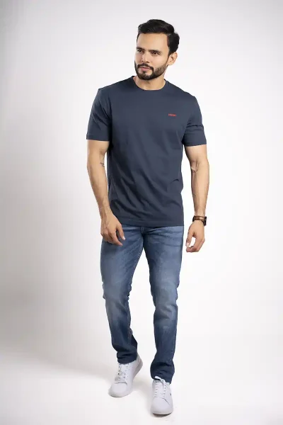 hugo-boss-camiseta-de-algodon-con-logo-color-azul-oscuro-01